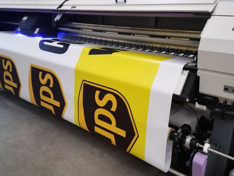 UPS large format vinyl banner printing process Front Signs