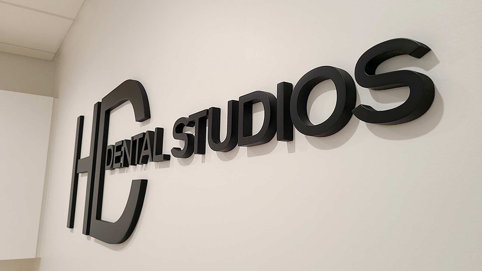 HD Dental Studios 3D sign for interior branding | Front Signs