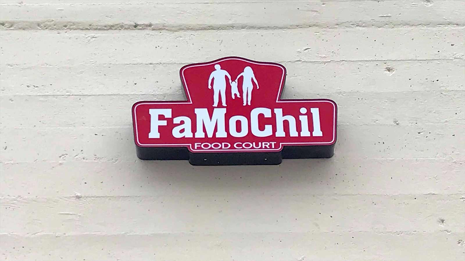 famochil foodcourt lightbox sign