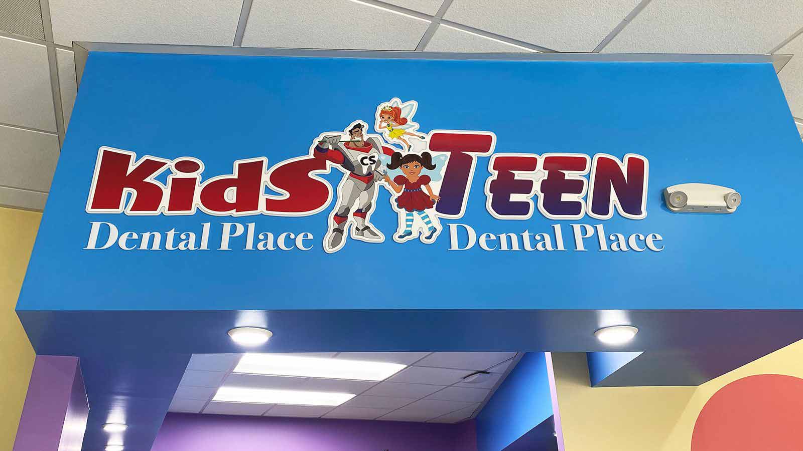 kids dental place acrylic sign