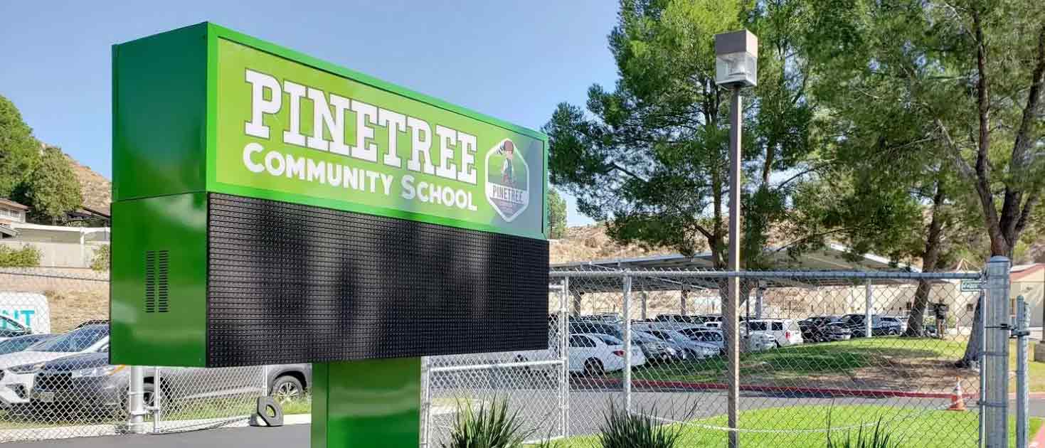 pinetree community school led display