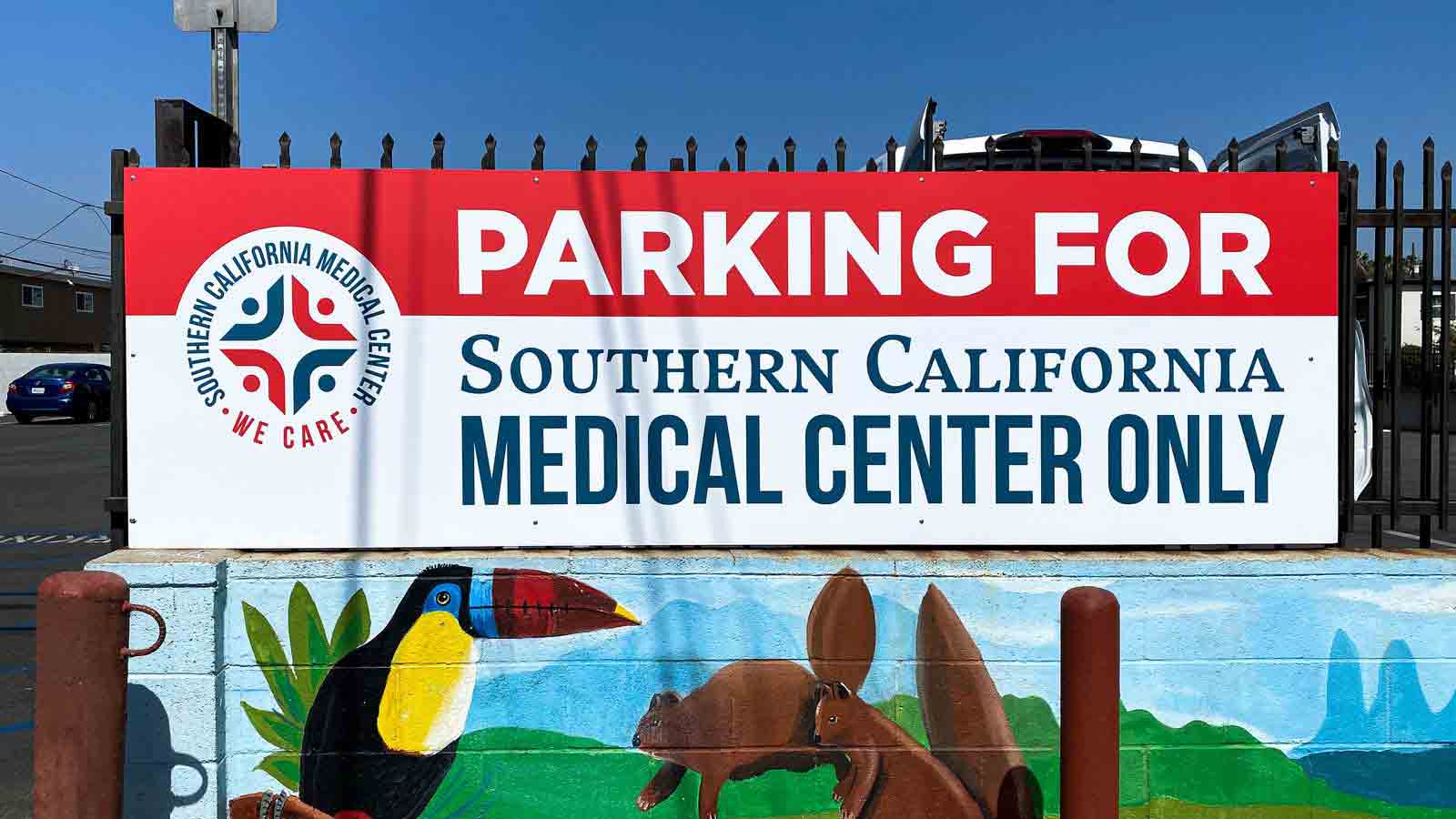 southern california medical center parking sign