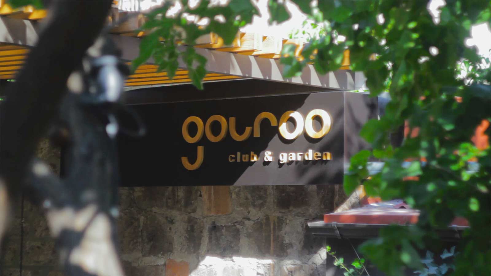 gouroo restaurant 3d sign