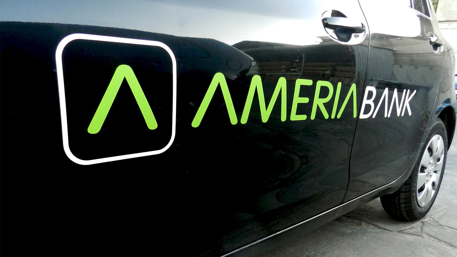 Promotional car graphics for Ameria bank