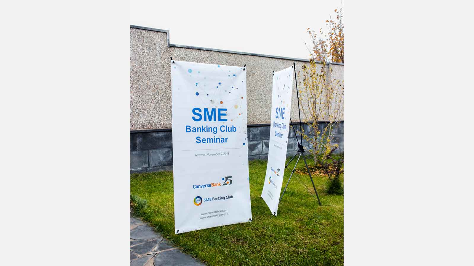 sme banking club x banner stand