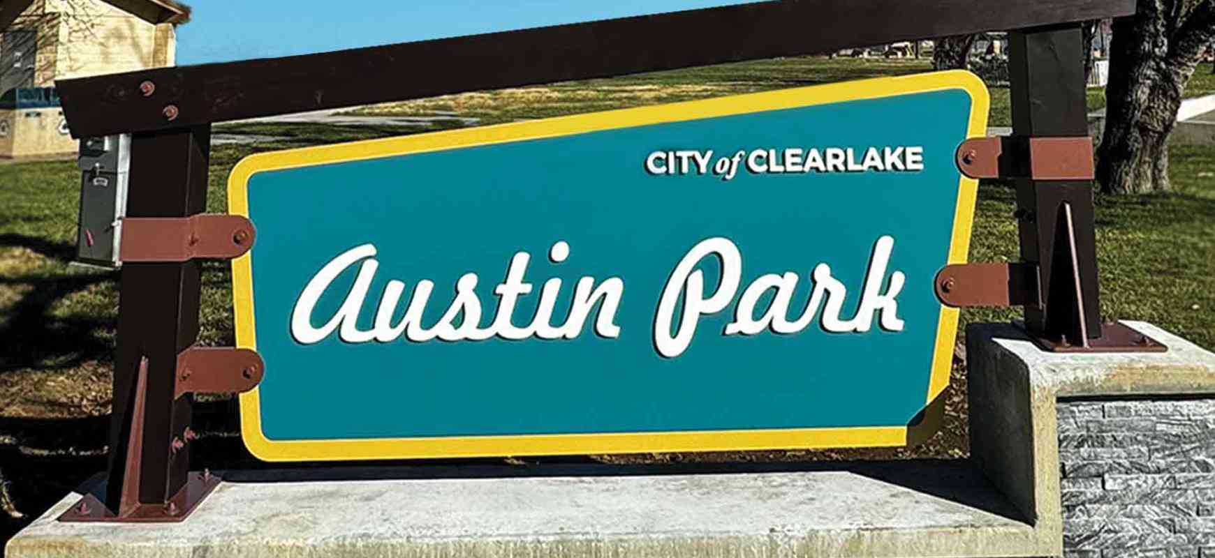 austin-park-community-outdoor-display